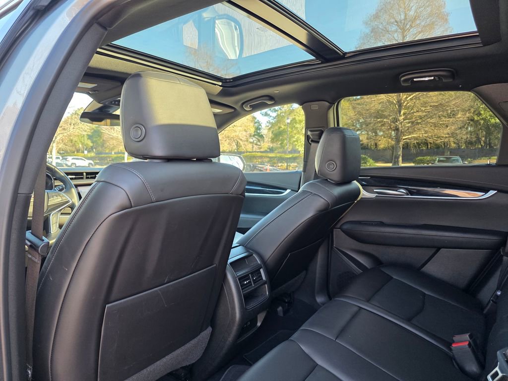 Used 2025 Cadillac XT5 Premium Luxury image 30