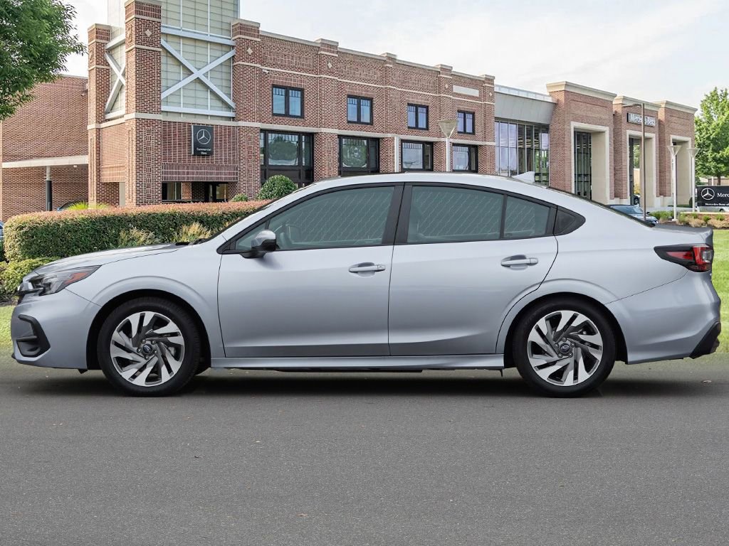 Used 2024 Subaru Legacy Limited image 8