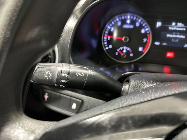 Used 2024 Kia Forte LXS image 19