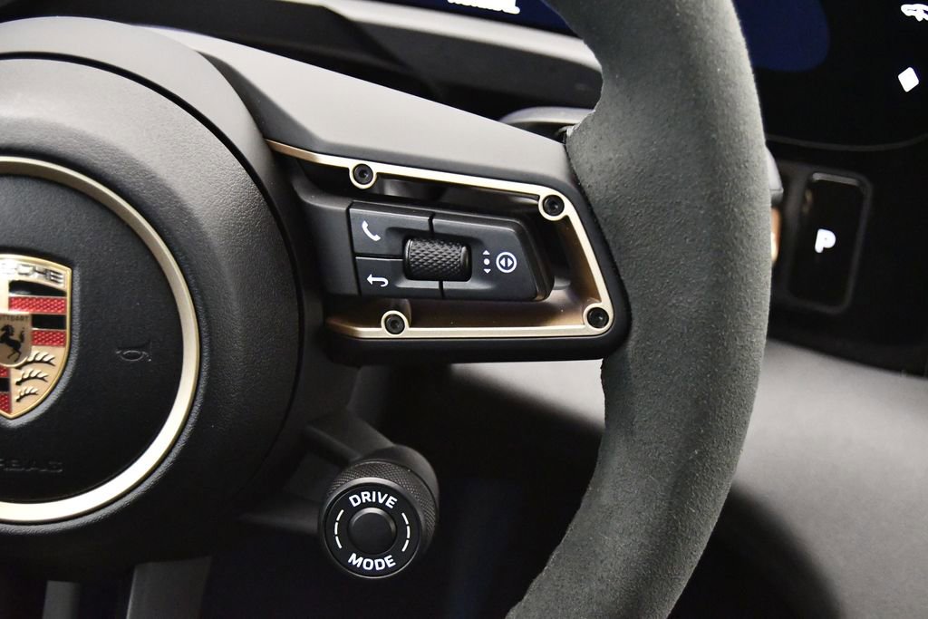 Certified 2025 Porsche Taycan 4S image 27