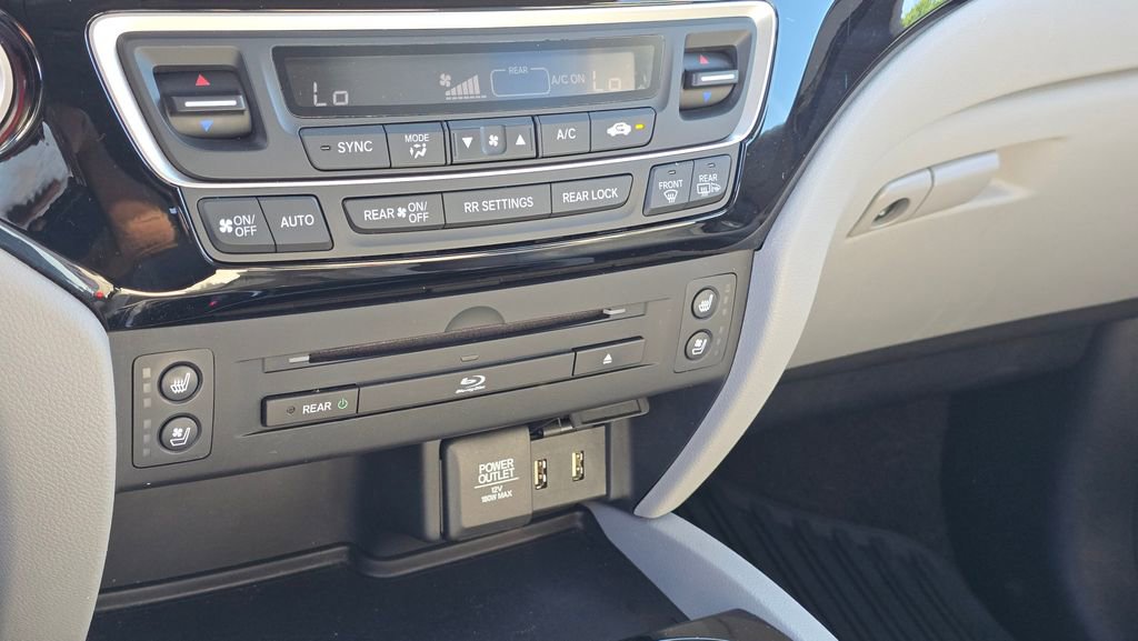 Used 2017 Honda Pilot Elite image 73