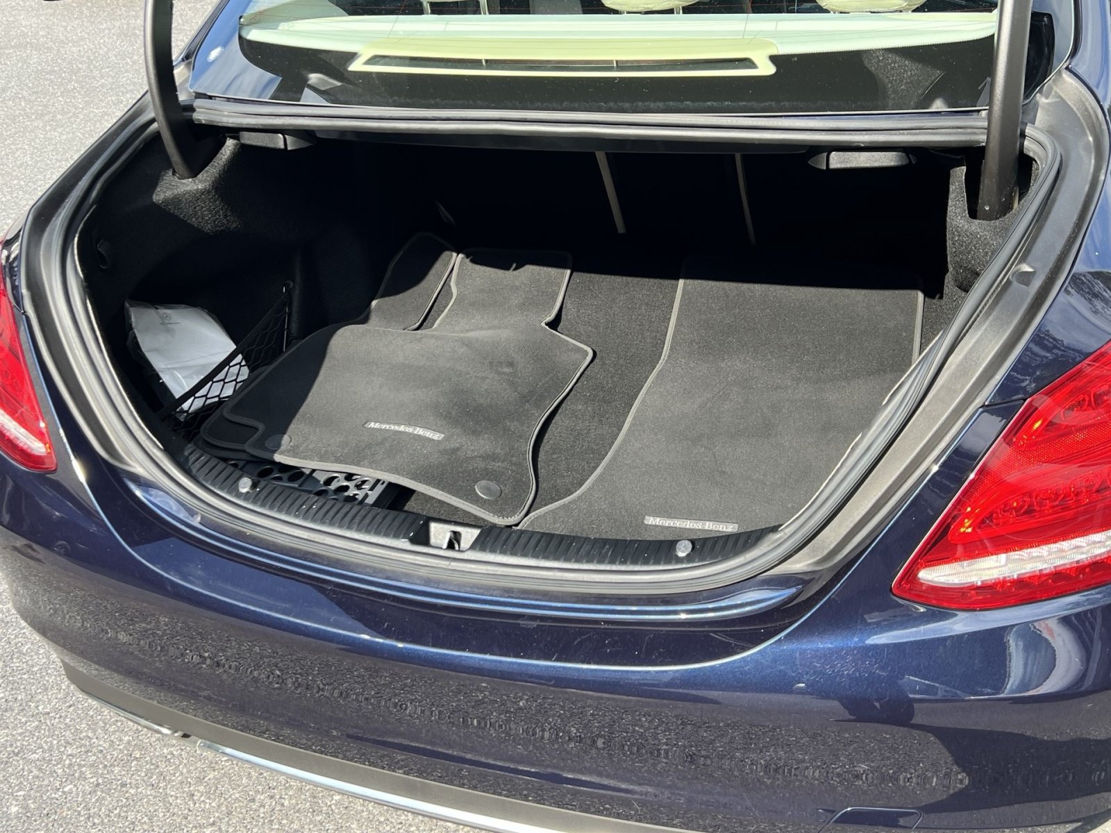 Used 2015 Mercedes-Benz C 300 4MATIC Sedan image 31