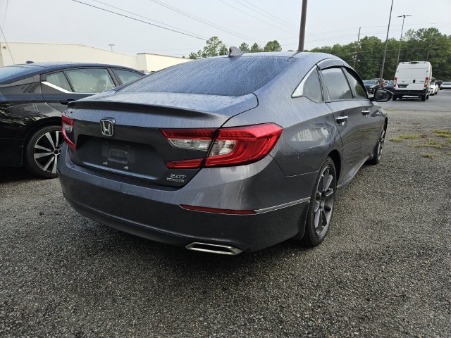 Used 2018 Honda Accord Touring image 8