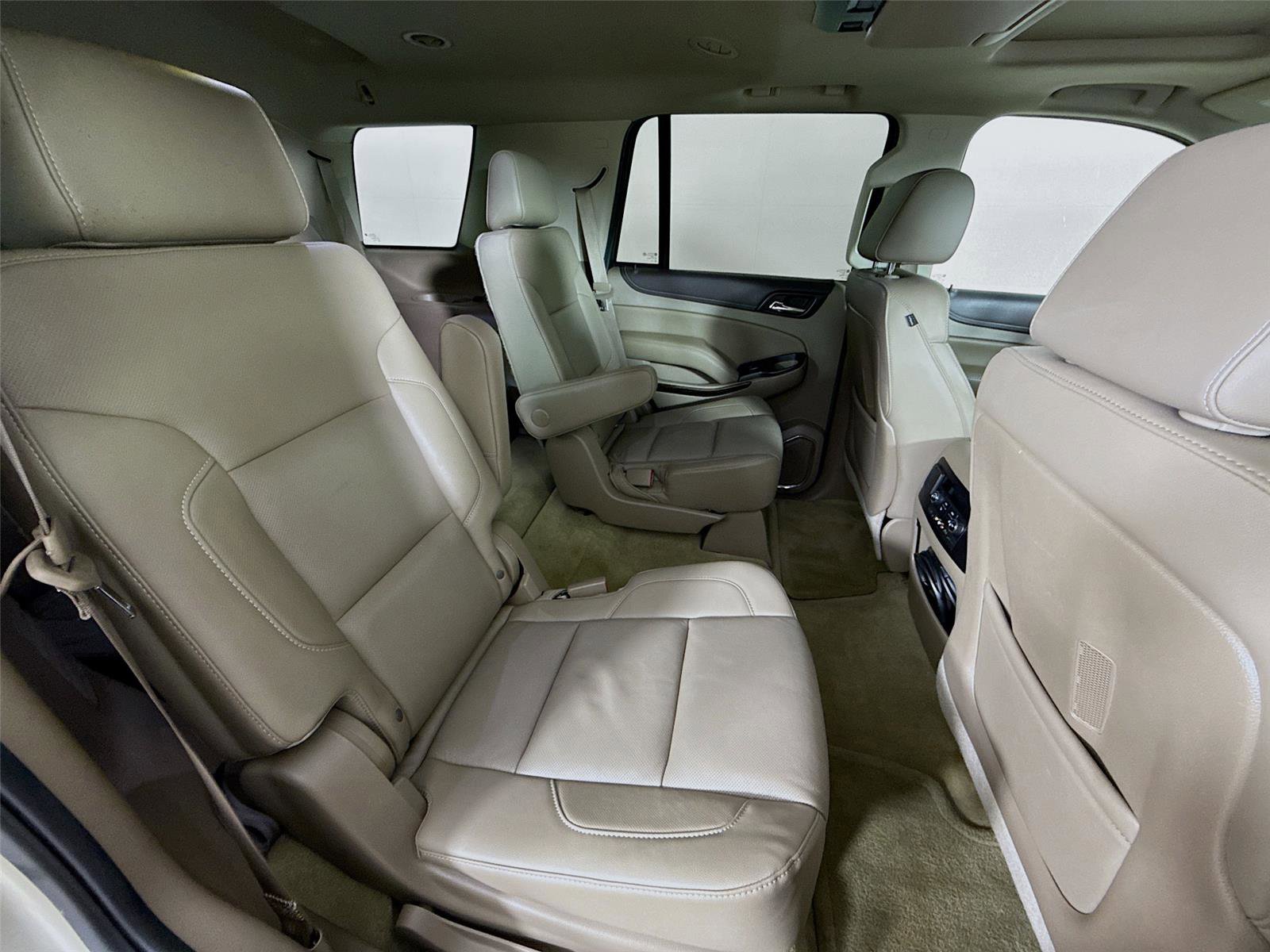 Used 2016 GMC Yukon SLT w/ Open Road Package image 29