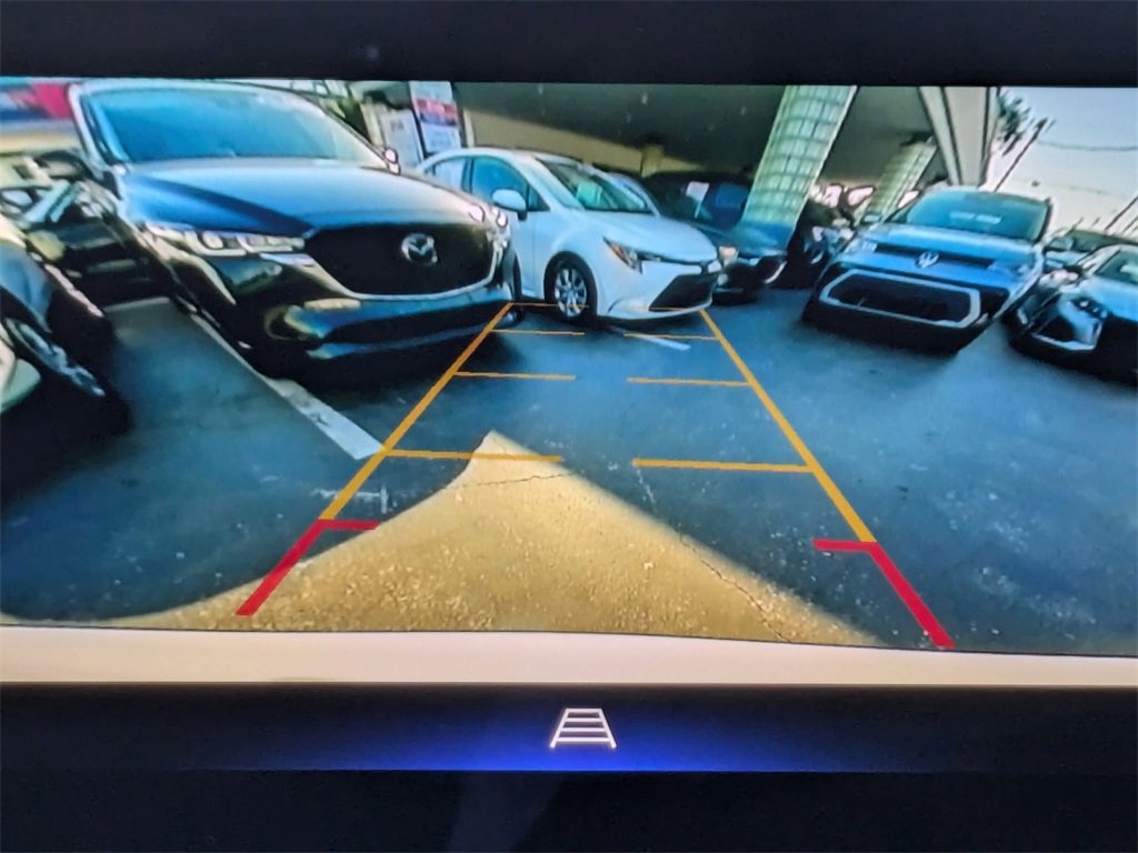 Used 2025 Chevrolet Trax LT w/ LT Convenience Package image 17