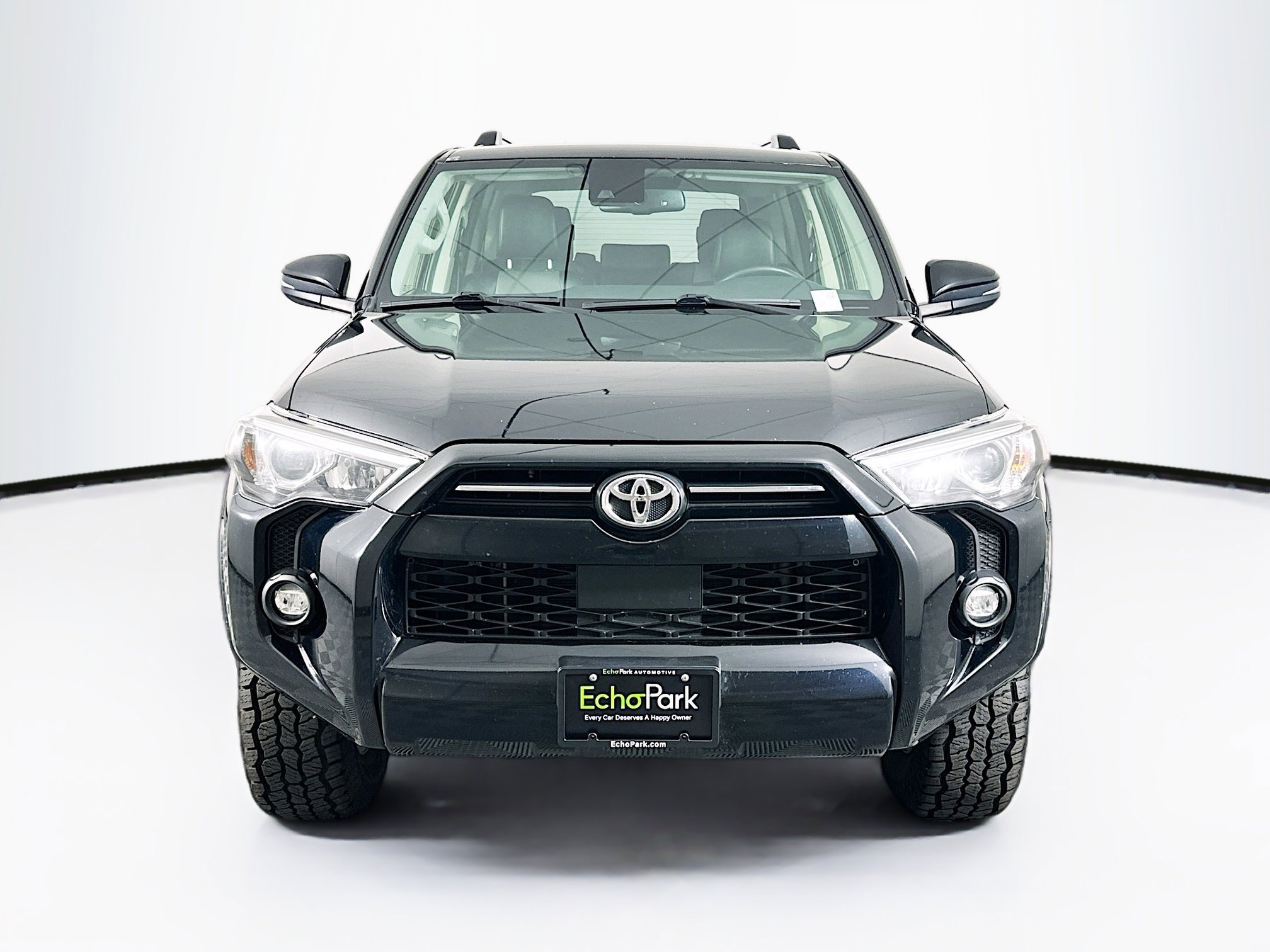 Used 2021 Toyota 4Runner SR5 Premium AWD/4WD image 2
