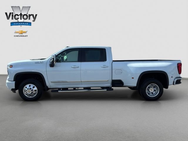 New 2026 Chevrolet Silverado 3500 High Country w/ High Country Premium Package image 4