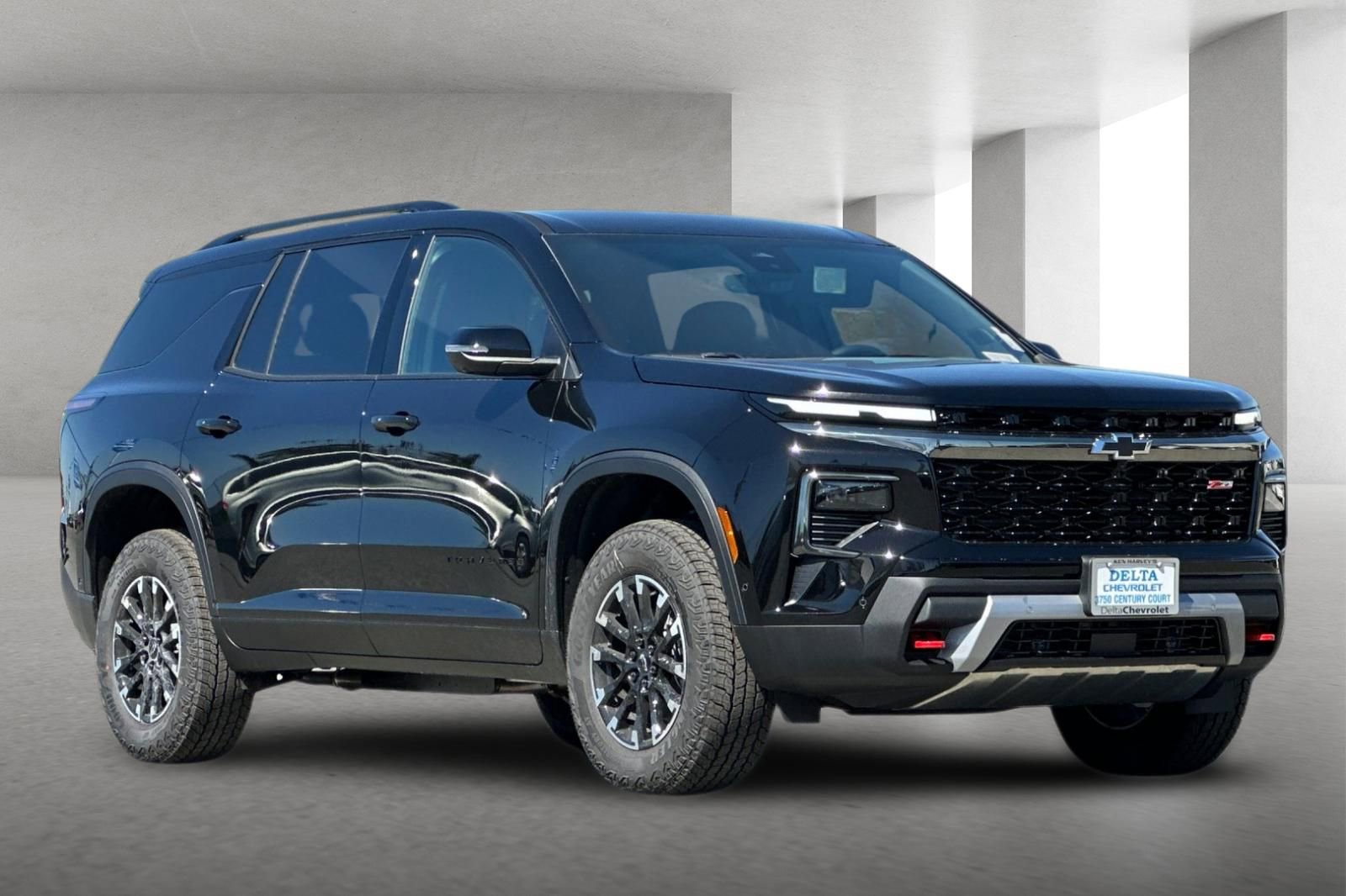 New 2026 Chevrolet Traverse Z71 w/ Enhanced Driving Package image 2