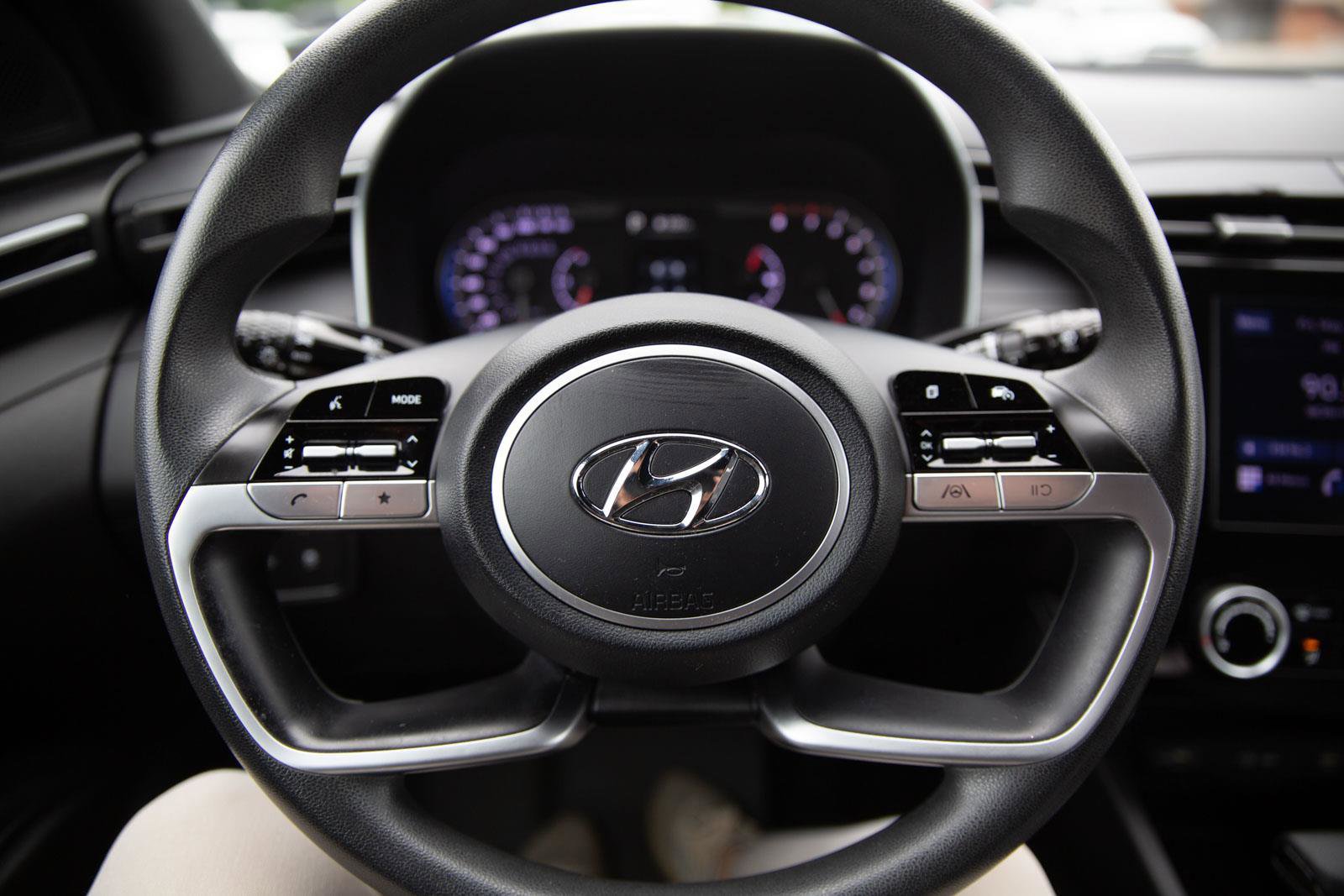 Used 2022 Hyundai Santa Cruz SEL AWD/4WD image 12