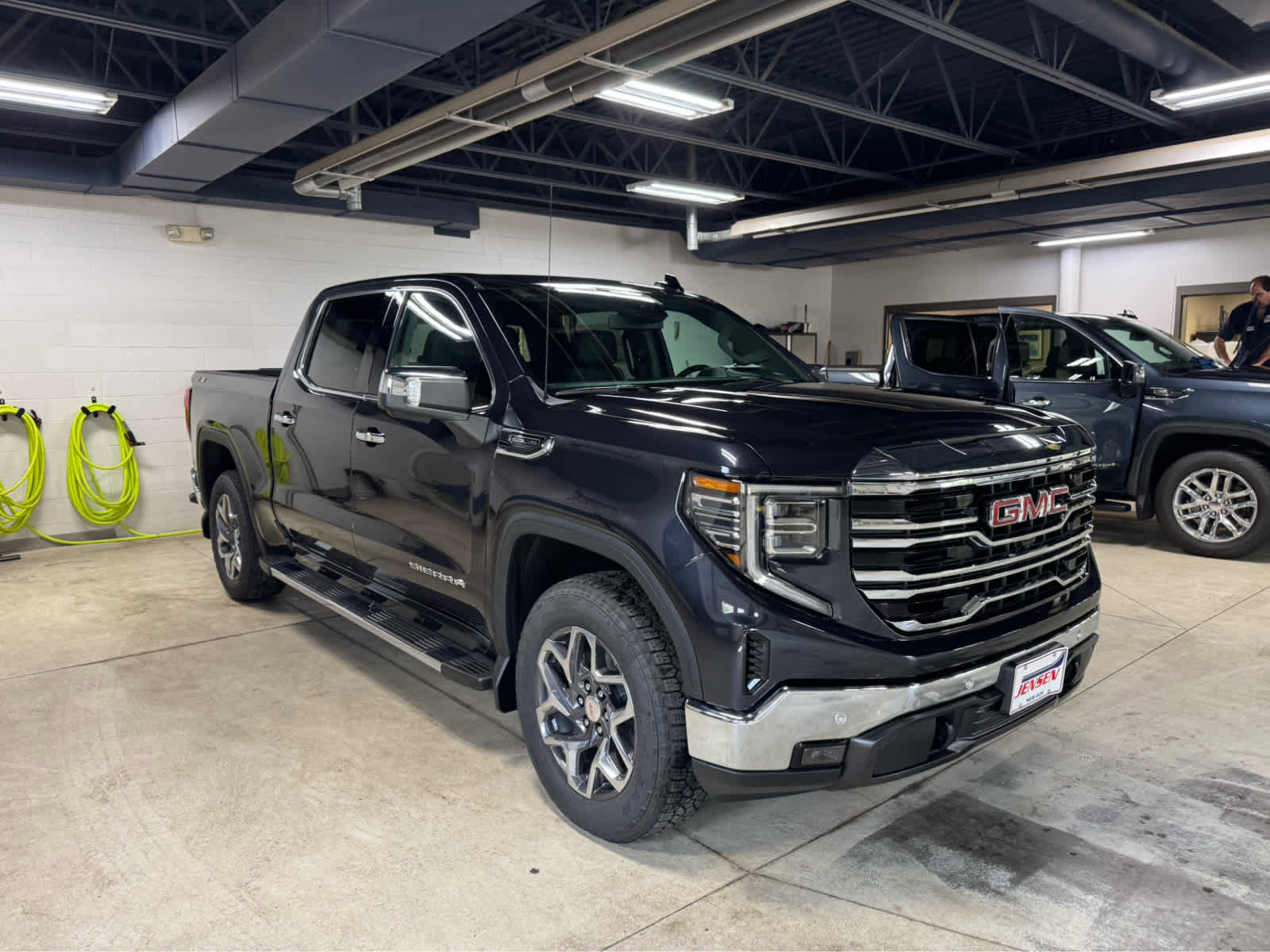 New 2026 GMC Sierra 1500 SLT w/ SLT Premium Plus Package image 3