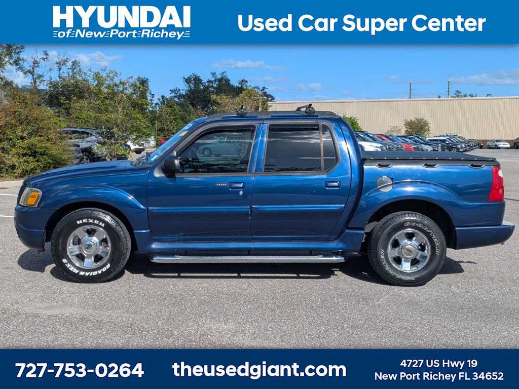 Used 2004 Ford Explorer Sport Trac XLS AWD/4WD image 2