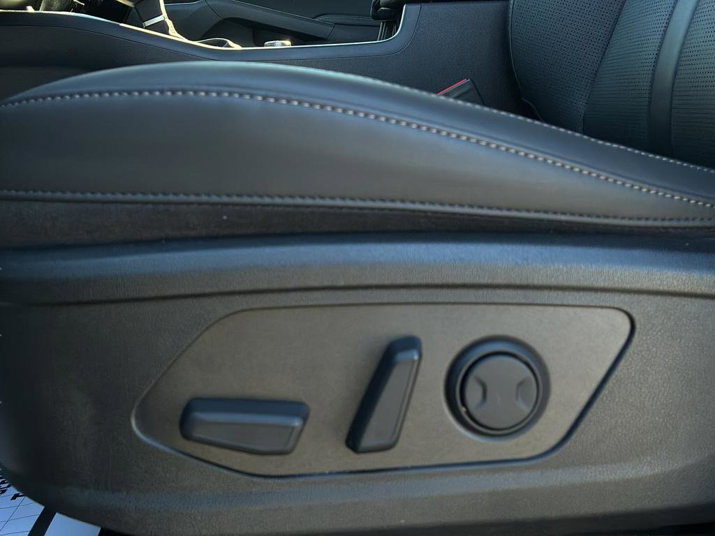 Used 2025 Kia Sorento EX image 20