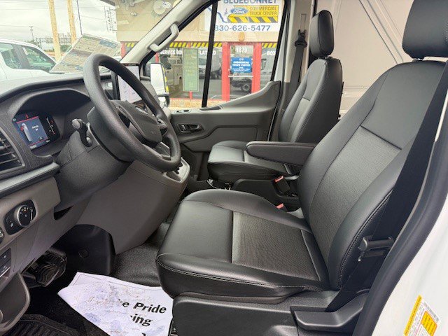 New 2026 Ford Transit 250 148 Medium Roof RWD image 14