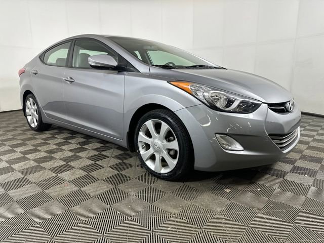 Used 2013 Hyundai Elantra Limited w/ Technology Pkg image 2