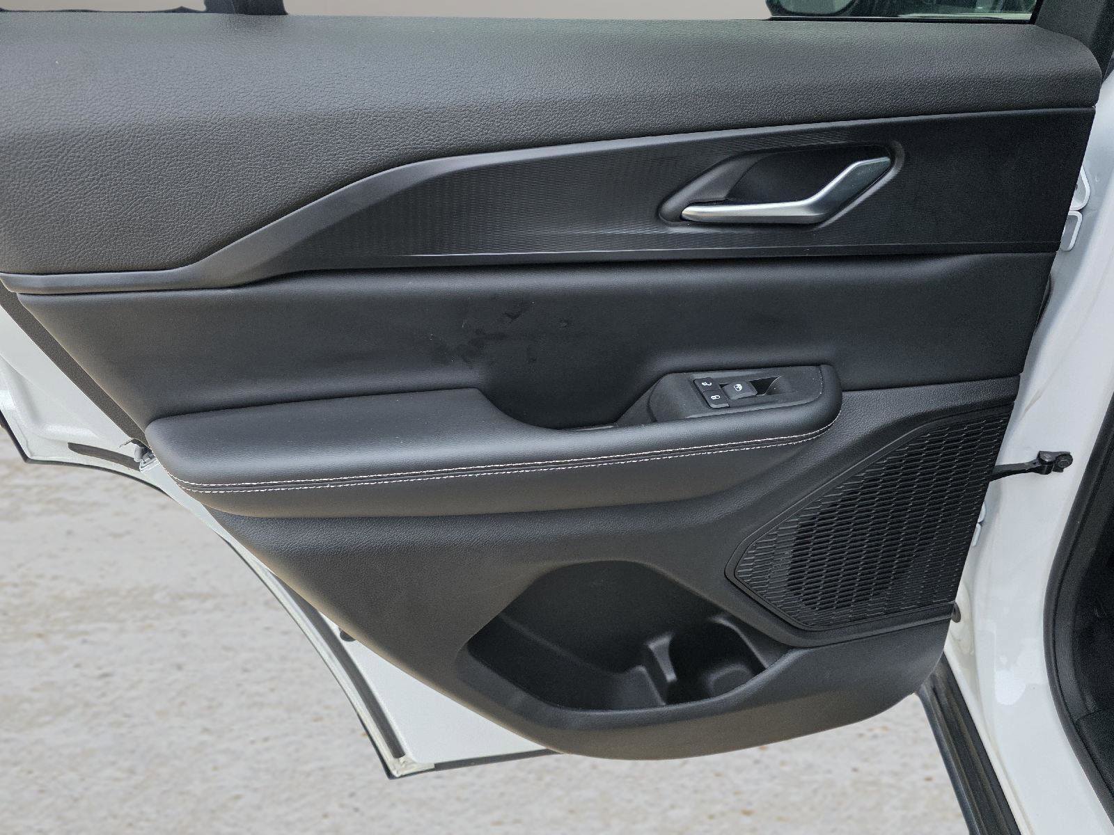 Used 2024 Jeep Grand Cherokee Altitude image 29