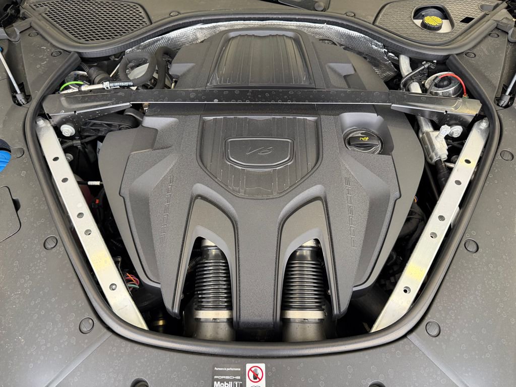 Certified 2025 Porsche Panamera 4 AWD/4WD image 27