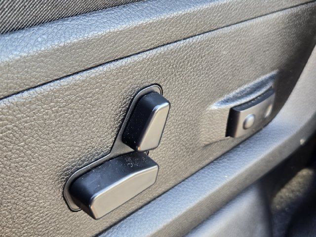 Used 2026 RAM 2500 Laramie AWD/4WD image 33