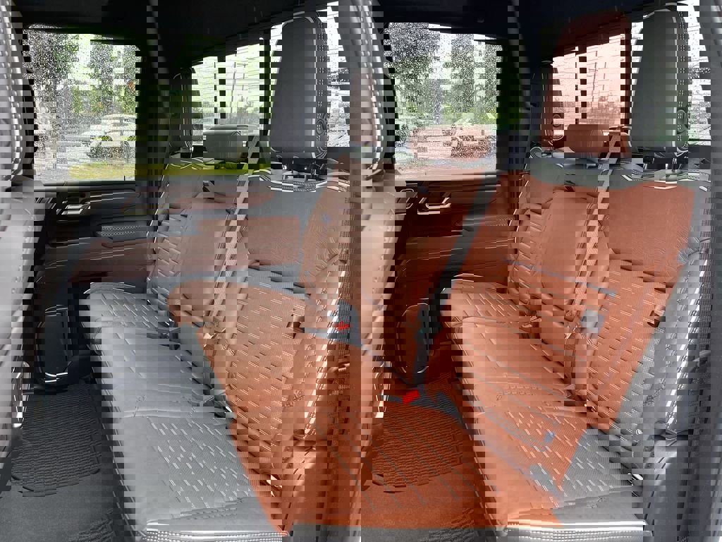 New 2025 GMC Sierra 2500 Denali Ultimate w/ Max Trailering Package image 26