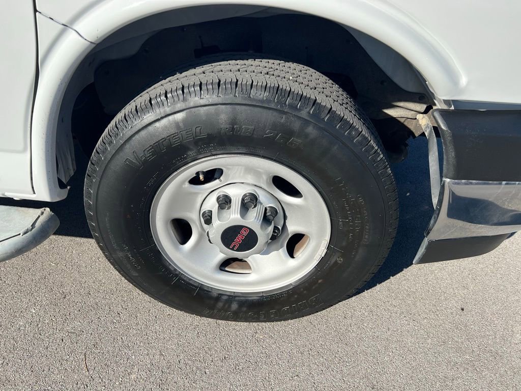 Used 2023 GMC Savana 2500 w/ Driver Convenience Package image 12