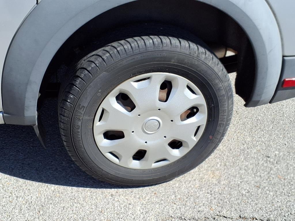 Used 2013 Ford Transit Connect XL image 9