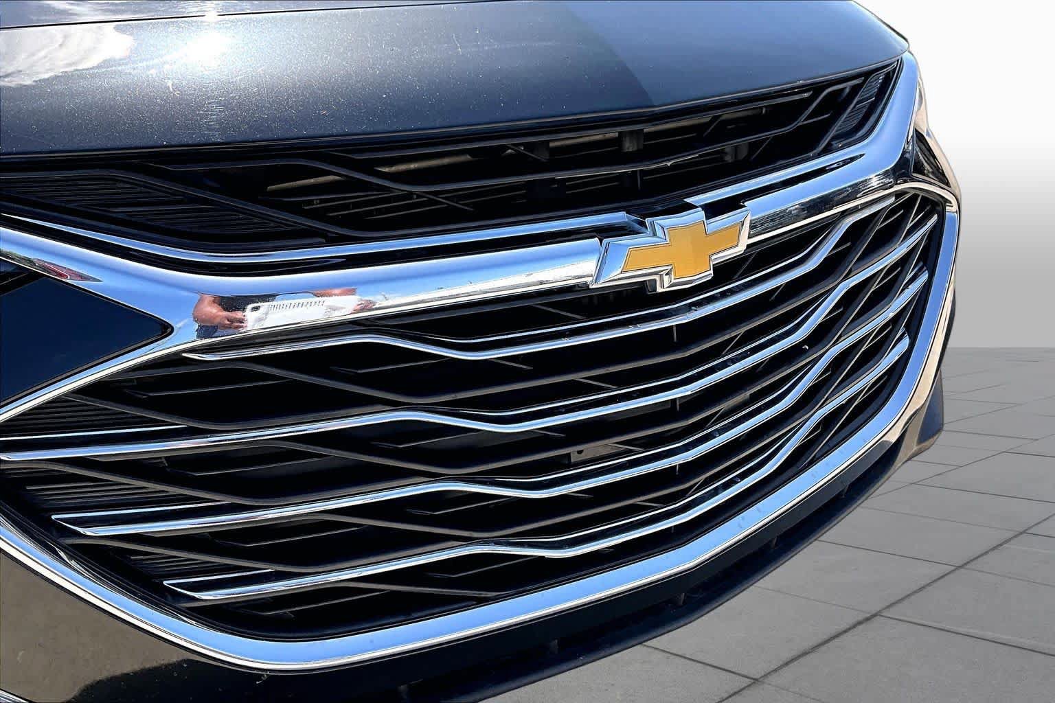 Used 2022 Chevrolet Malibu LS FWD image 30