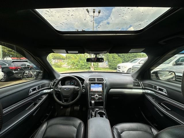 Used 2018 Ford Explorer Sport AWD/4WD image 14