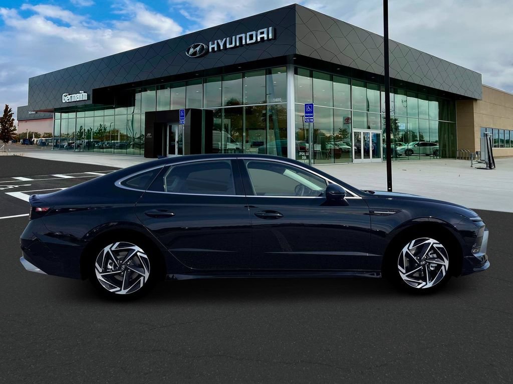 New 2026 Hyundai Sonata SEL AWD/4WD image 9