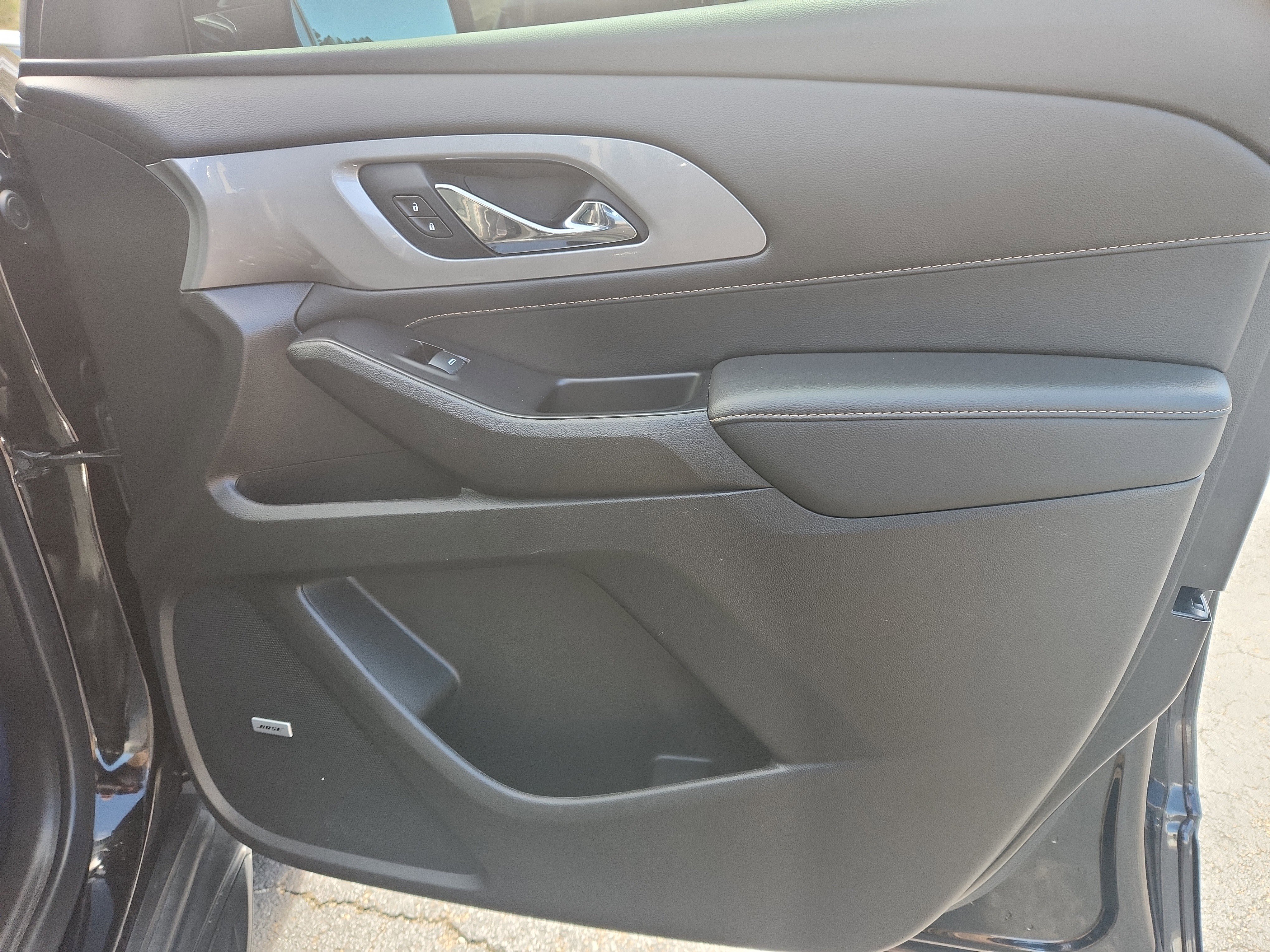 Used 2020 Chevrolet Traverse LT w/ LT Premium Package image 52