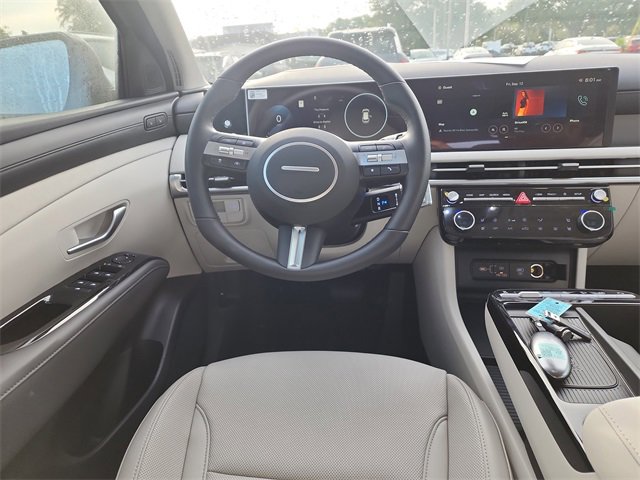 New 2025 Hyundai Tucson Limited image 12
