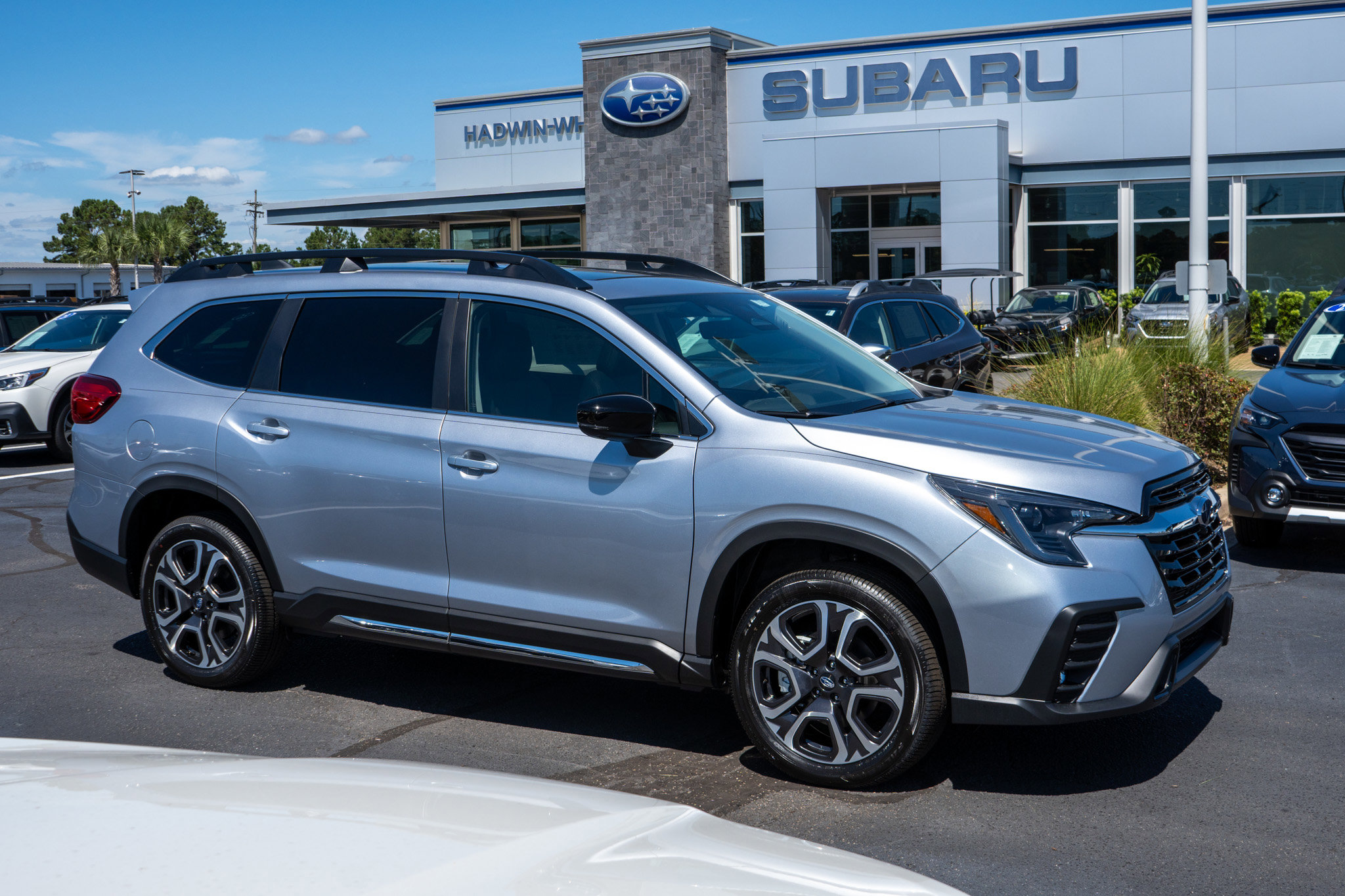 New 2025 Subaru Ascent Limited