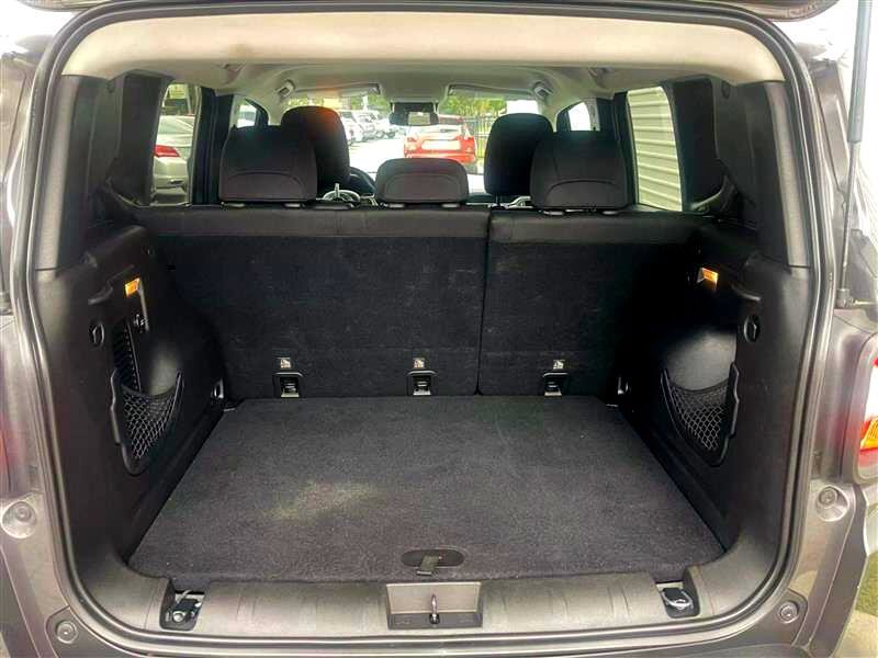 Used 2017 Jeep Renegade Latitude image 14