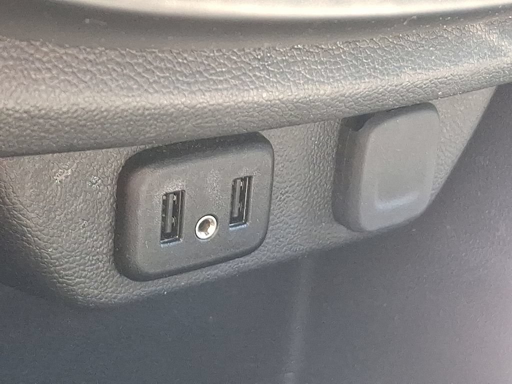 Certified 2023 Chevrolet Traverse LT FWD image 26