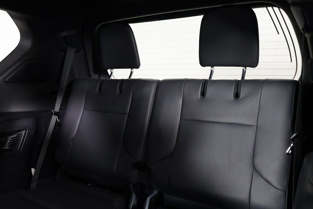 Used 2023 Lexus GX 460 Luxury w/ Off Road Package image 12