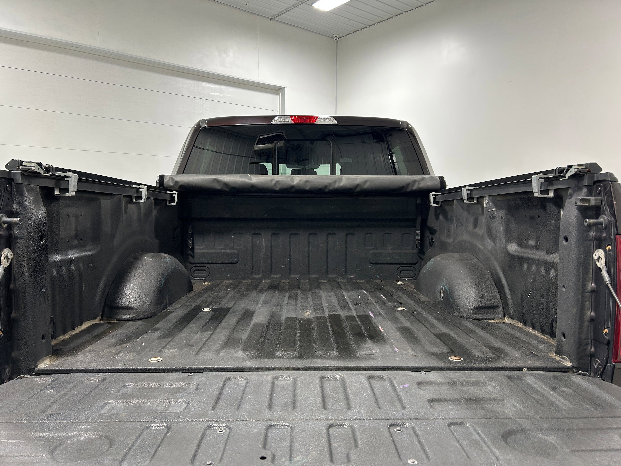 Used 2018 Ford F150 XLT w/ Equipment Group 302A Luxury AWD/4WD image 32