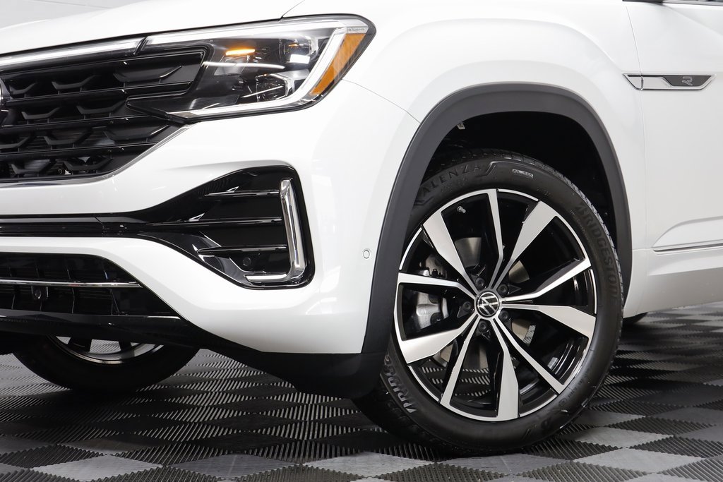 New 2026 Volkswagen Atlas SEL Premium R-Line image 3