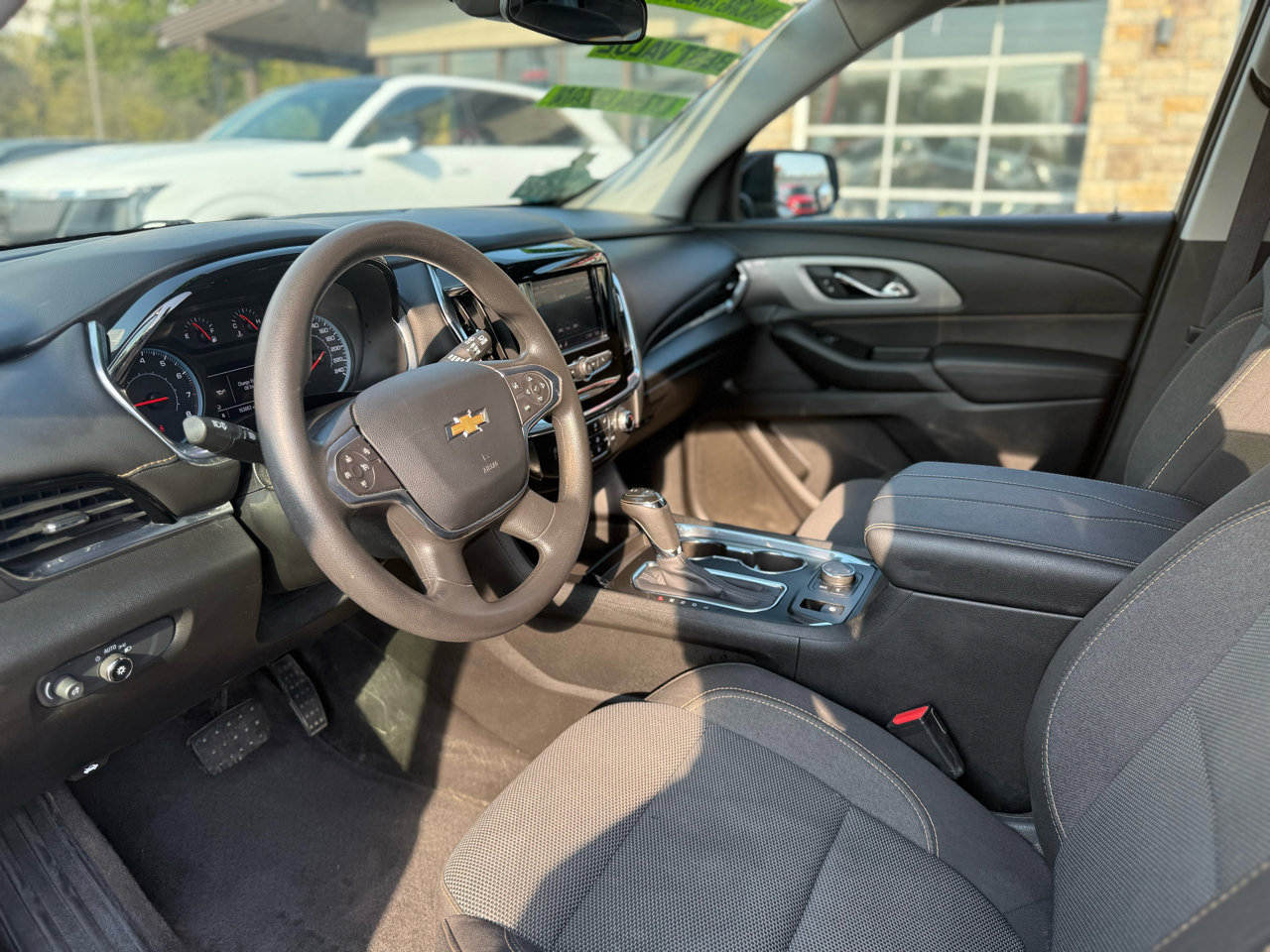 Used 2020 Chevrolet Traverse LS image 11