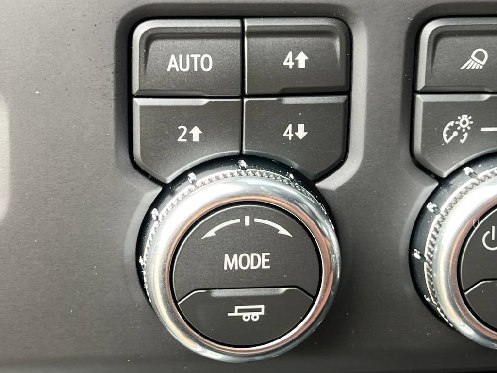 New 2026 GMC Sierra 3500 Denali Ultimate AWD/4WD image 29