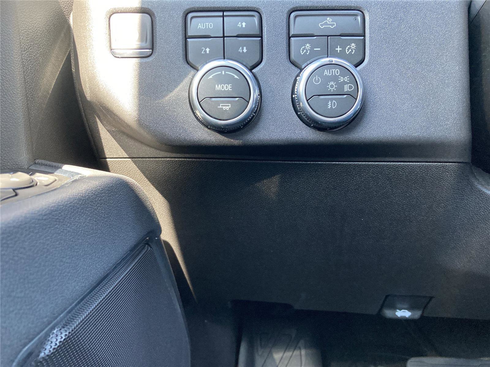 New 2026 GMC Sierra 1500 Elevation image 26