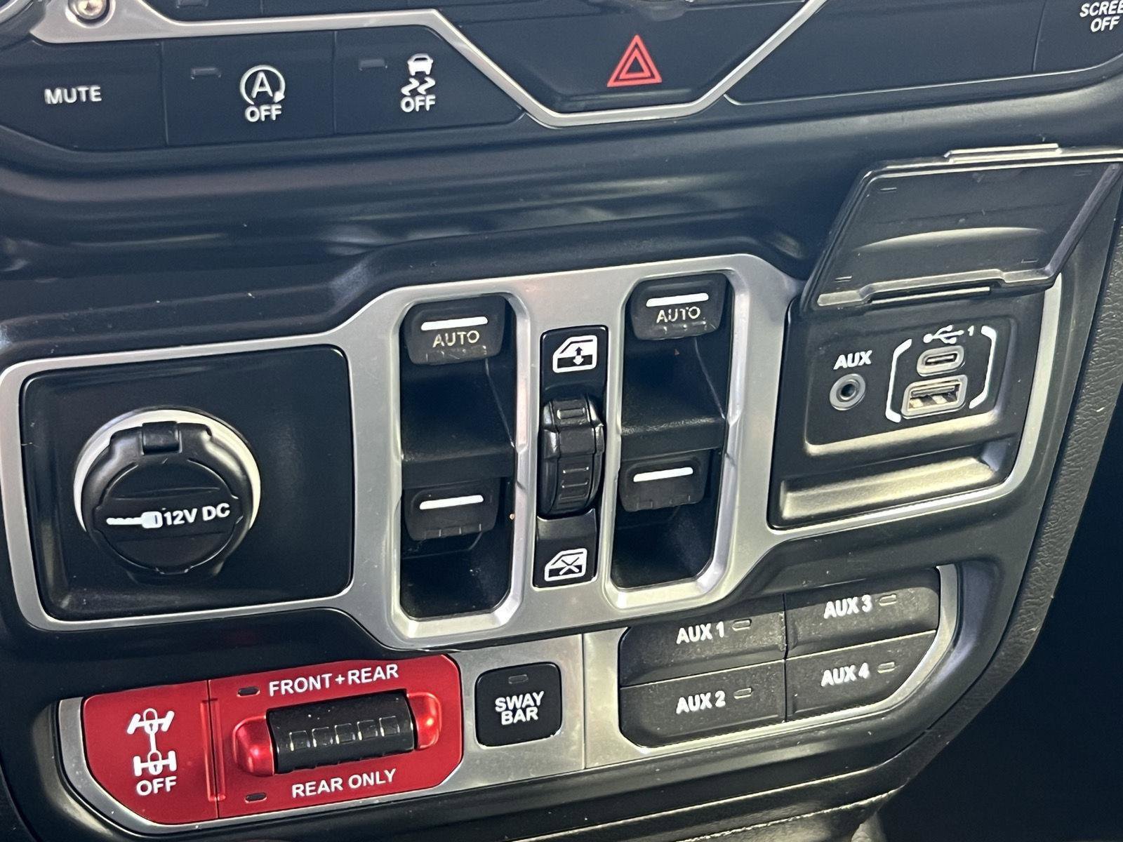 Used 2018 Jeep Wrangler Unlimited Rubicon image 31
