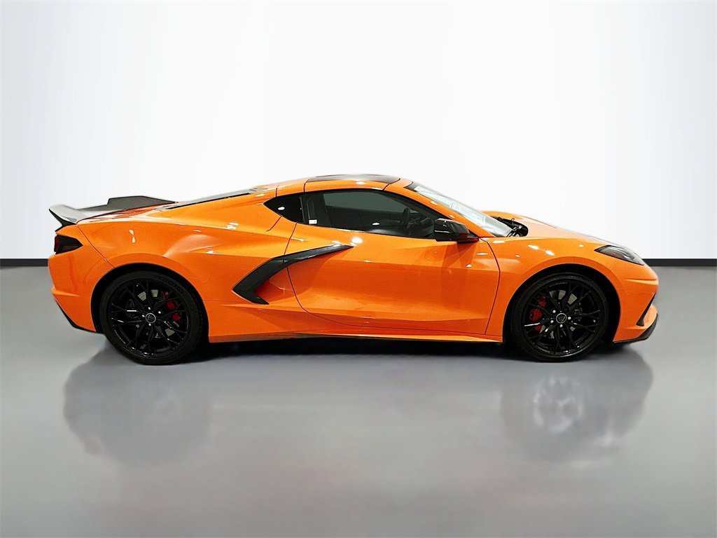 Used 2023 Chevrolet Corvette Stingray Premium Cpe w/ Z51 Performance Package image 8