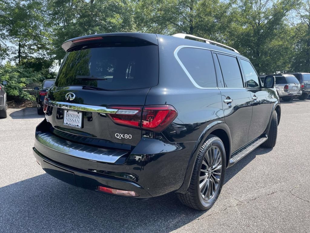 Used 2024 INFINITI QX80 Sensory w/ Cargo Package AWD/4WD image 3