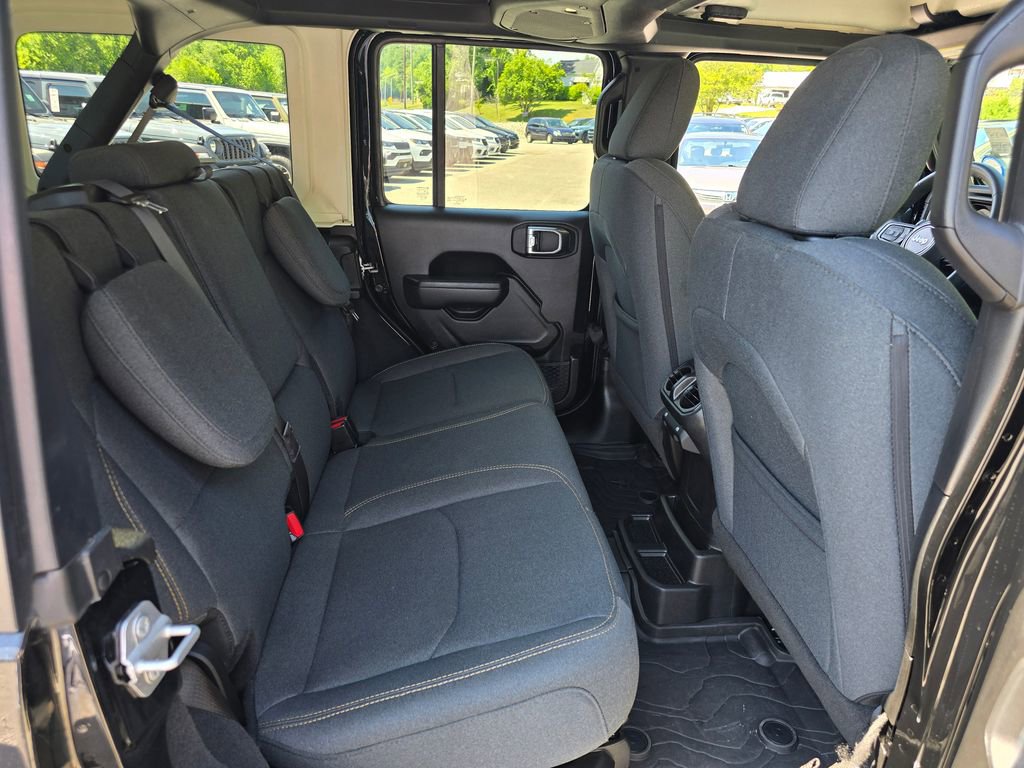 Used 2025 Jeep Wrangler Unlimited Sport S 4xe AWD/4WD image 24