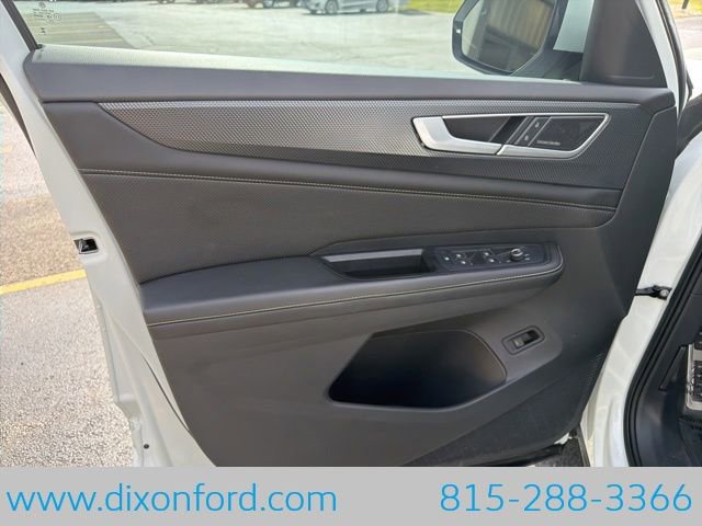 Used 2024 Volkswagen Atlas Cross Sport SEL Premium R-Line AWD/4WD image 25
