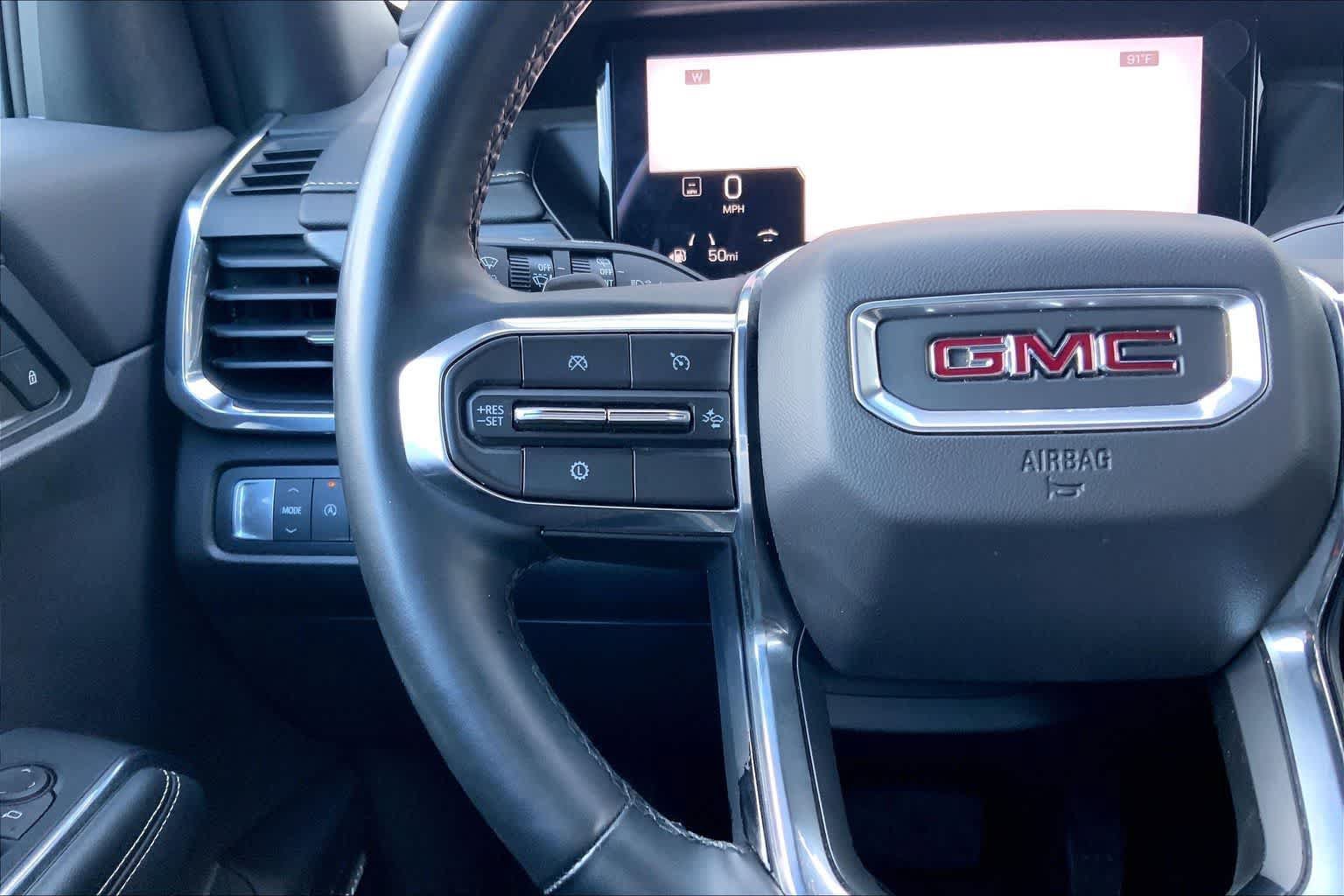 Used 2024 GMC Acadia Elevation w/ Luxury Package FWD image 24