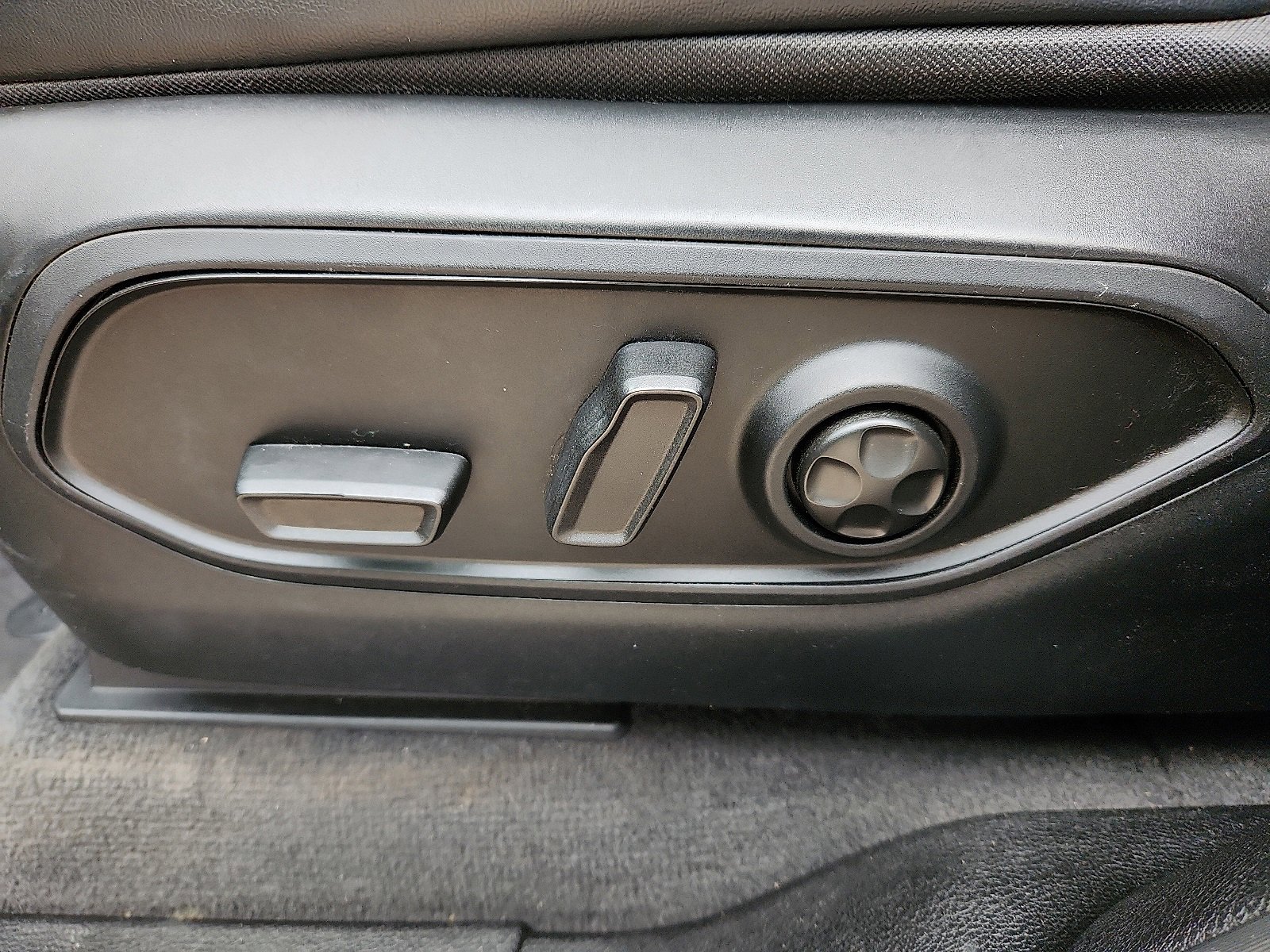 Used 2021 Jeep Grand Cherokee L Limited image 15