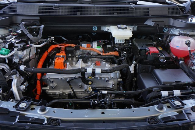 New 2025 Chevrolet Equinox EV LT image 28