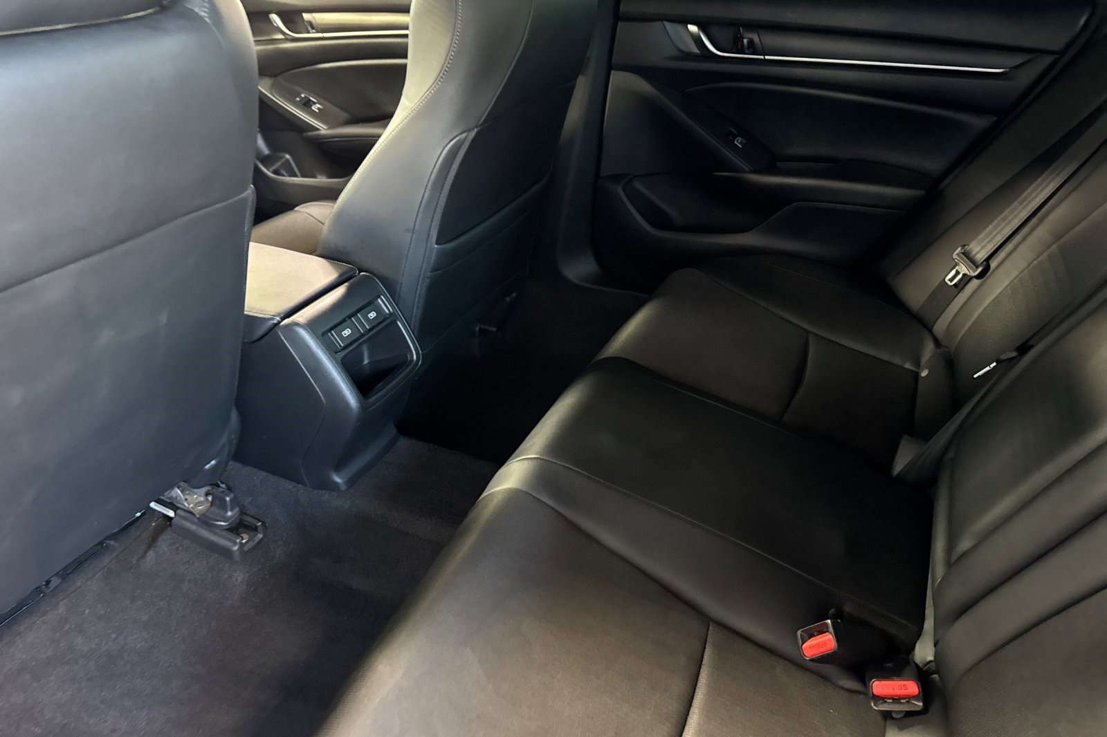 Used 2022 Honda Accord Sport image 26