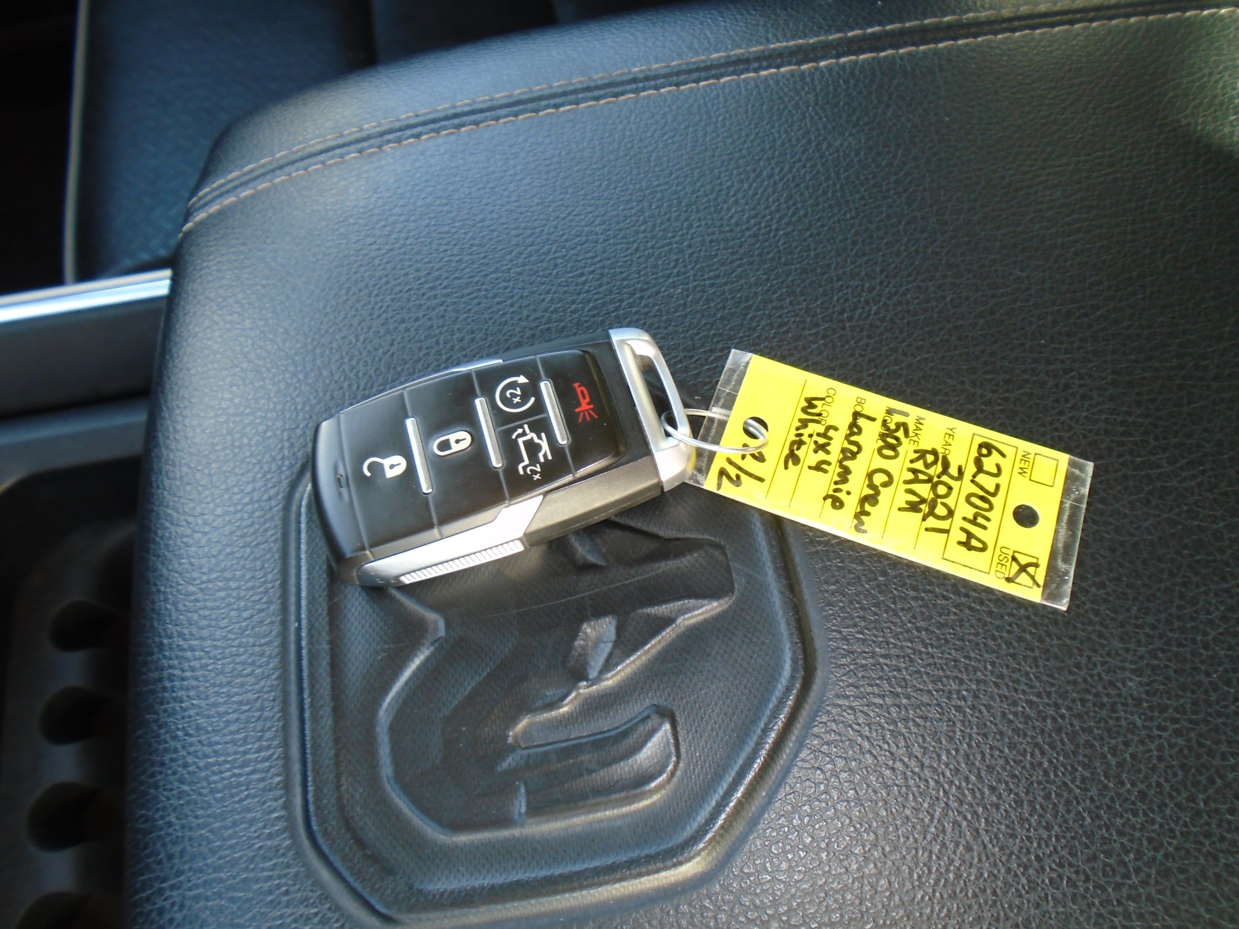 Used 2021 RAM 1500 Laramie AWD/4WD image 12