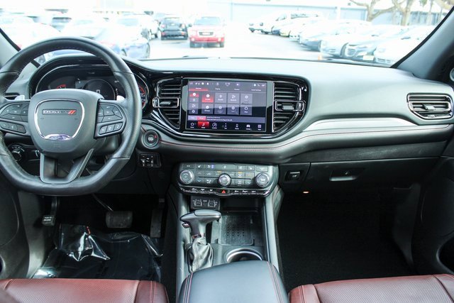 Used 2025 Dodge Durango GT image 16