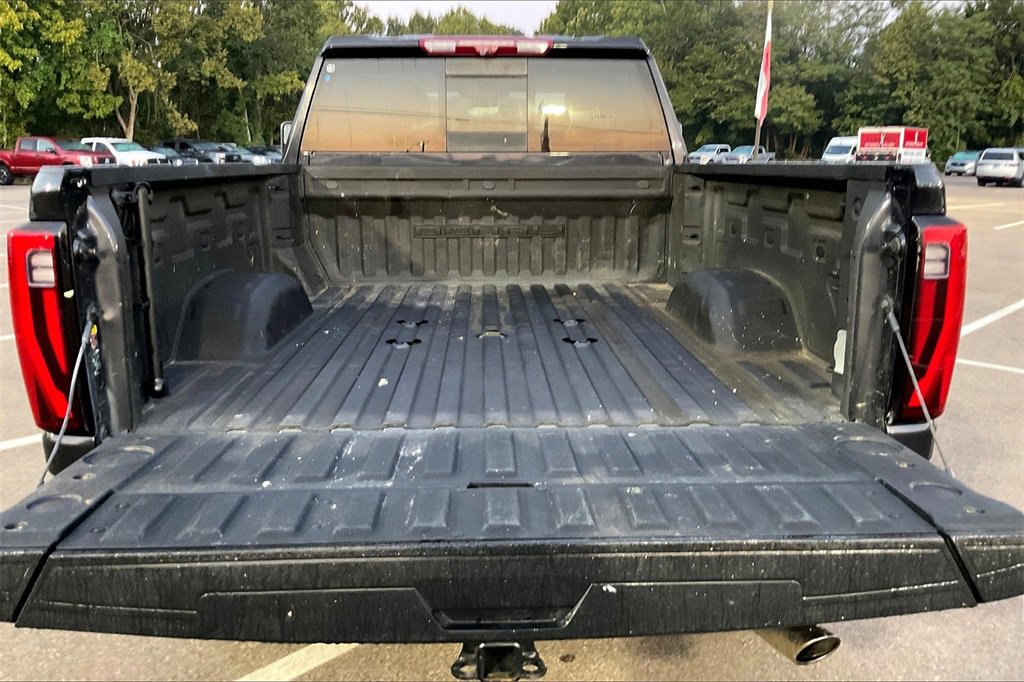 Used 2024 GMC Sierra 2500 Denali w/ Denali Reserve Package image 32
